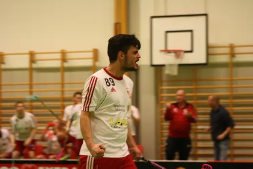 Lite blandade matchbilder och de var en match helt i publikens match........