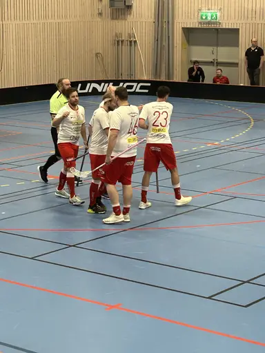 Lite smått och gott från matchen i Kinna 