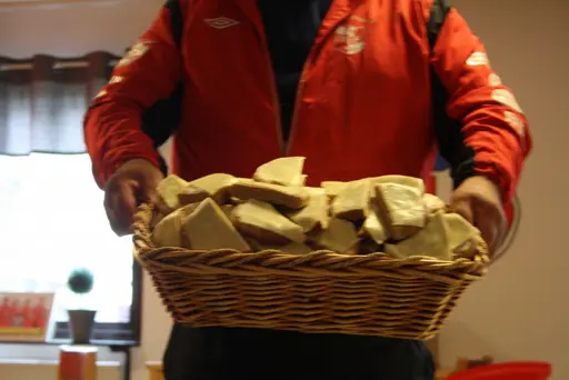 Pigga och alerta börjar vi med uppvärmning!