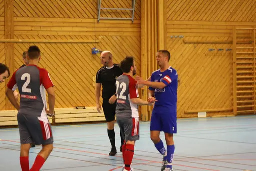 Lite matchbilder signerat Javid som var fotograf 