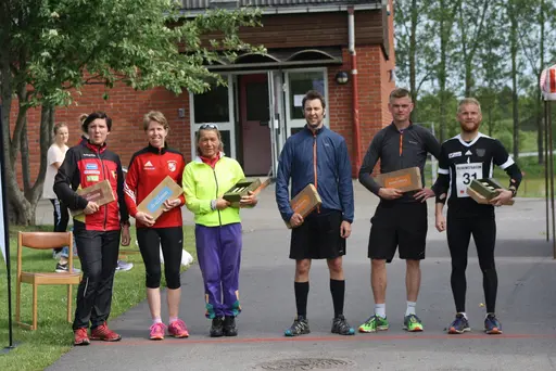 50 startande och alla har kommit i mål, topp 3 på bild!