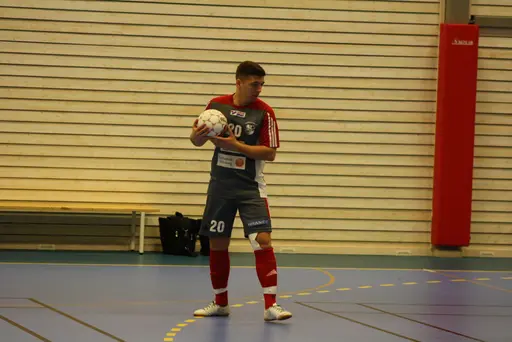 Lite matchbilder från Skara FC - Varnhems IF och sen Varnhems IF - Floby IF