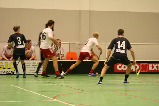 Lite blandade matchbilder och de var en match helt i publikens match........