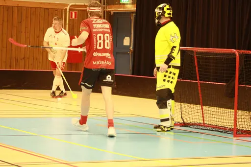 Full fart från första nedsläpp, inte många lag som tvingat hemmalaget ta en timeout