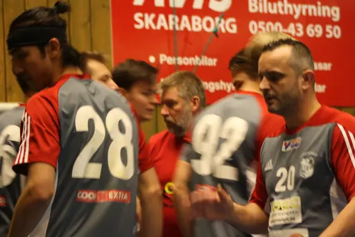 Lite matchbilder signerade Enis, Alush, Anton och säkert nån mer som fotade........