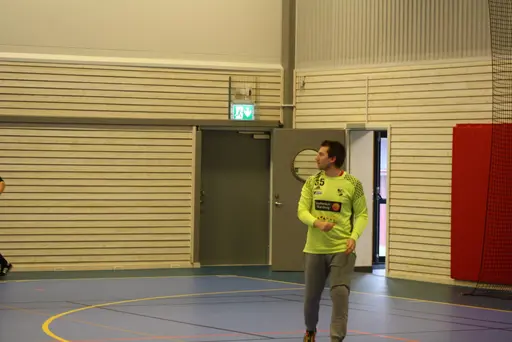 Lite matchbilder från Skara FC - Varnhems IF och sen Varnhems IF - Floby IF