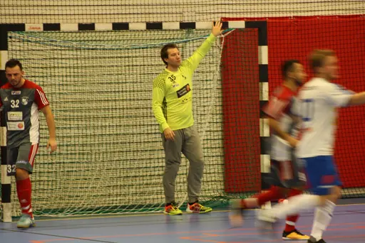 Lite matchbilder från Skara FC - Varnhems IF och sen Varnhems IF - Floby IF