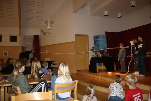 Lite bilder från eftermiddagen - kvällens avslutningar