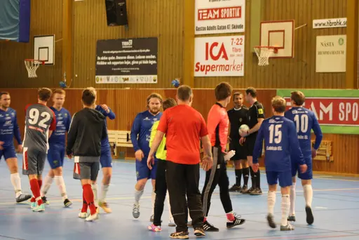 Lite matchbilder signerat Javid som var fotograf 