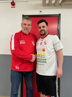 Alush - som vi tidigare utlovat kommer samtliga spelare presenteras här!