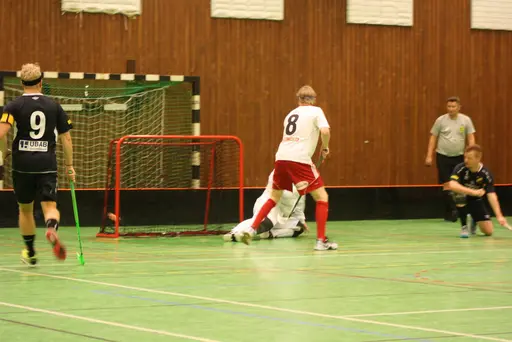 Lite blandade matchbilder och de var en match helt i publikens match........