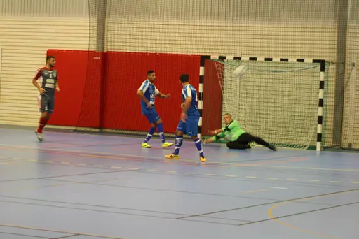 Lite matchbilder från Skara FC - Varnhems IF och sen Varnhems IF - Floby IF