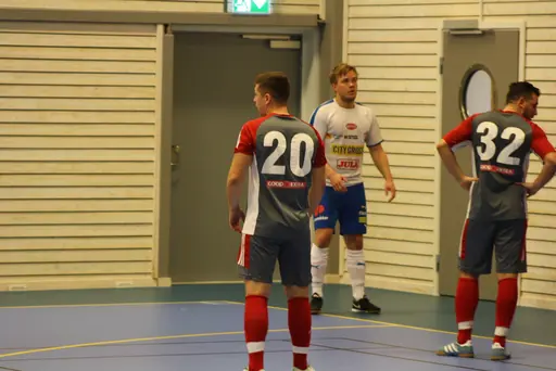 Lite matchbilder från Skara FC - Varnhems IF och sen Varnhems IF - Floby IF