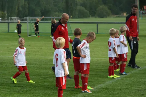 Bra och jämna matcher, återväxten är tryggad :). 