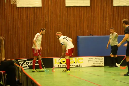 Lite blandade matchbilder och de var en match helt i publikens match........