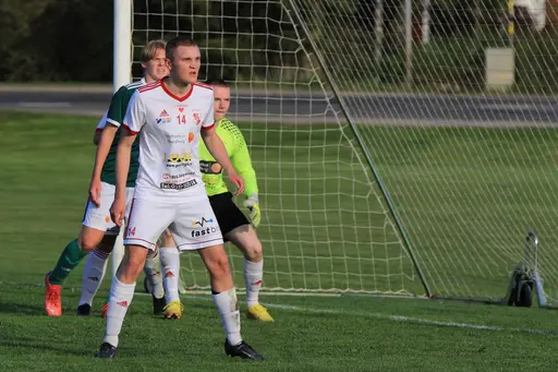 Lite matchbilder från Varnhems IF - Kinne-Vedums IF U