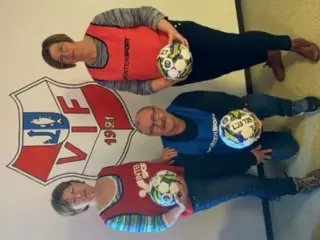 Deltagarrekord på dagens fika i klubblokalen!