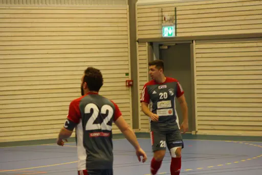 Lite matchbilder från Skara FC - Varnhems IF och sen Varnhems IF - Floby IF