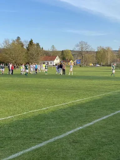 Lite matchbilder från Varnhems IF - Kinne-Vedums IF U