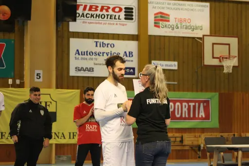 Lite matchbilder signerade Enis, Alush, Anton och säkert nån mer som fotade........