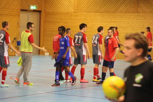 Lite matchbilder signerat Javid som var fotograf 