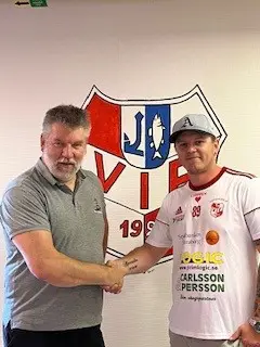 Felix - som vi tidigare utlovat kommer samtliga spelare presenteras här!