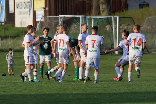 Lite matchbilder från Varnhems IF - Kinne-Vedums IF U