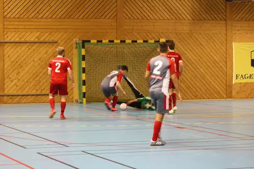 Lite matchbilder signerat Javid som var fotograf 