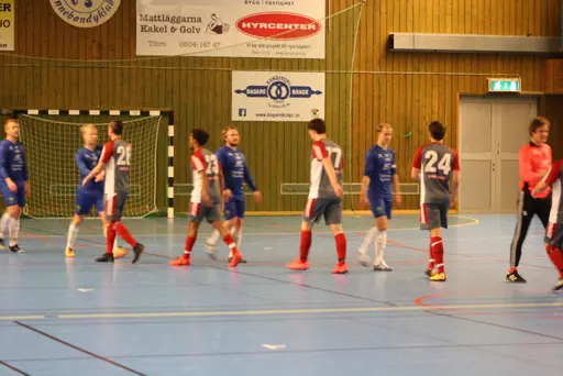 Lite matchbilder signerat Javid som var fotograf 