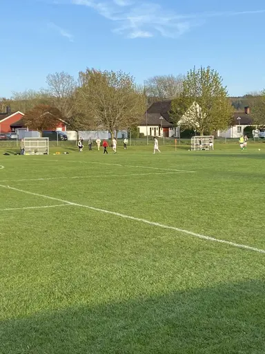 Lite matchbilder från Varnhems IF - Kinne-Vedums IF U