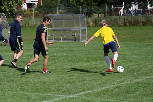 Söndagen avslutades med matcher för alla lagen blandat med "ösregn" och prisutdelning!