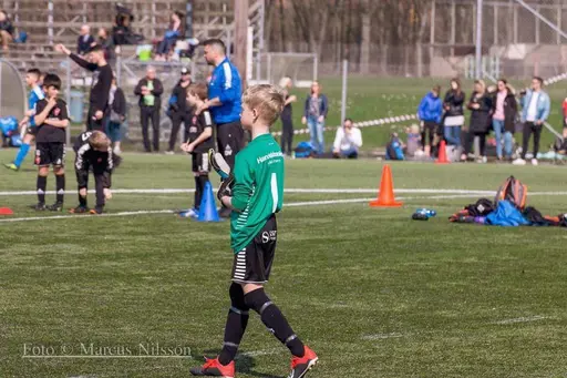 Lördagen den 6/4