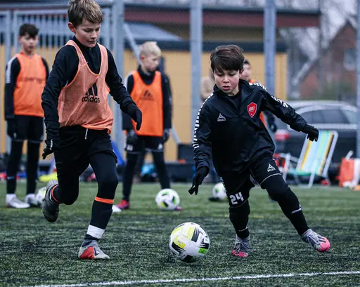 För att avsluta 2020 på bästa sätt tog vi in Jesper ifrån Coerver coaching Skåne/Blekinge och använde @posterlach för att hjälpa oss med professionella bilder.