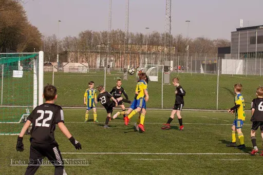 Lördagen den 6/4