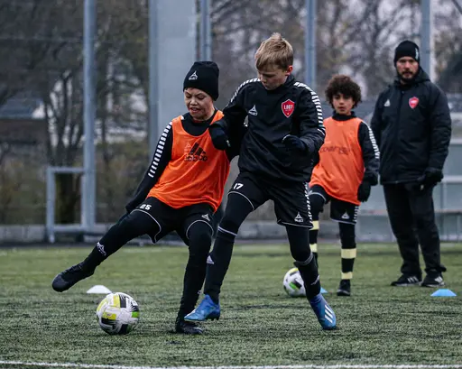 För att avsluta 2020 på bästa sätt tog vi in Jesper ifrån Coerver coaching Skåne/Blekinge och använde @posterlach för att hjälpa oss med professionella bilder.