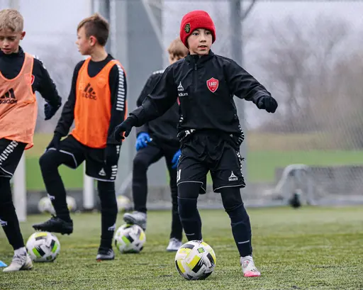 För att avsluta 2020 på bästa sätt tog vi in Jesper ifrån Coerver coaching Skåne/Blekinge och använde @posterlach för att hjälpa oss med professionella bilder.