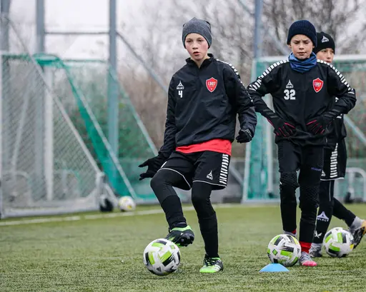 För att avsluta 2020 på bästa sätt tog vi in Jesper ifrån Coerver coaching Skåne/Blekinge och använde @posterlach för att hjälpa oss med professionella bilder.