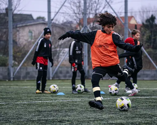 För att avsluta 2020 på bästa sätt tog vi in Jesper ifrån Coerver coaching Skåne/Blekinge och använde @posterlach för att hjälpa oss med professionella bilder.
