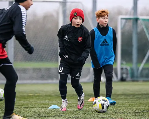För att avsluta 2020 på bästa sätt tog vi in Jesper ifrån Coerver coaching Skåne/Blekinge och använde @posterlach för att hjälpa oss med professionella bilder.