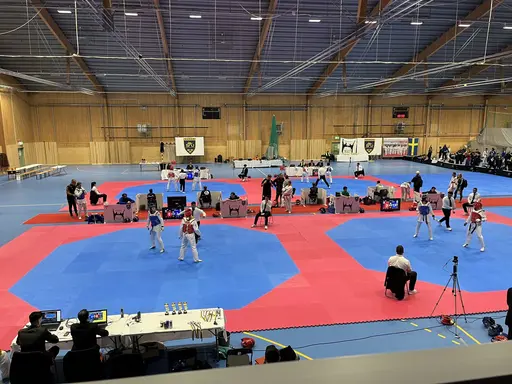 Raheeq Slaimani, minior -42 var klubbens enda tävlande för dagen men vi hade en fd Yong-gi fighter som körde i Master -68, Gabi Kabrial.