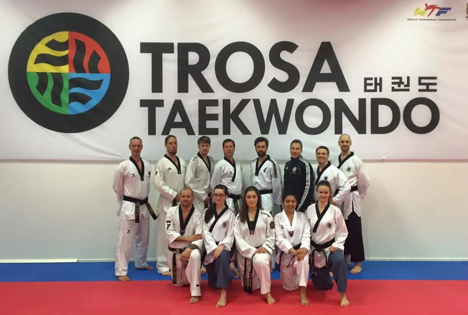 Deltagare från Trosa Taekwondo och våra samarbetsklubbar Yong-gi, KSA Västerås, Eskilstuna TKD, KFUM Linköping och Kampsportshuset.