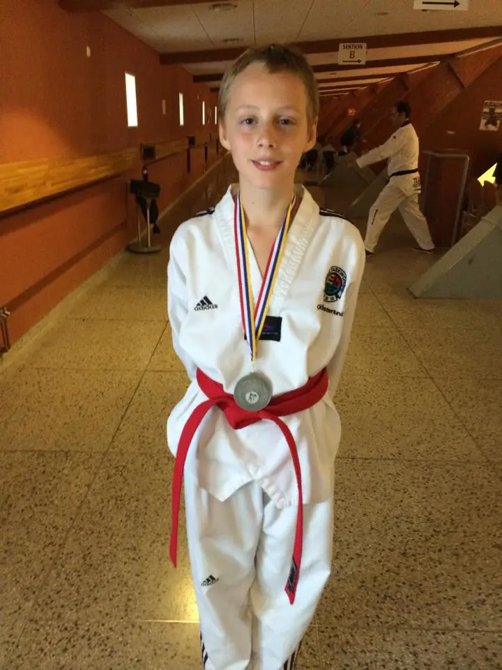 Oliver, här med medalj från Svenska Cupen 1.