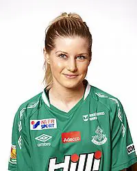 Malin Lindström med två snygga inknorrade hörnor.