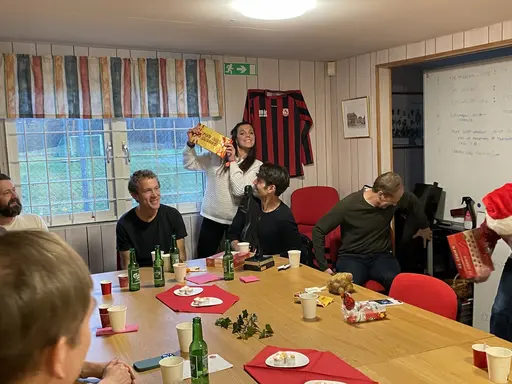 Efter sedvanlig gemensam träning väntade dusch och varm bastu 🥵