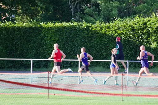 Bilder blandat från 400 m och 5000 m.