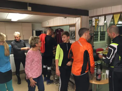 Det är stor gemenskap bland löparna