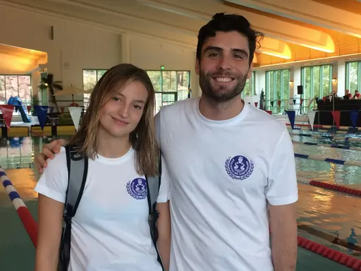 Team Stockholm vann Simkampen 2017. Paola och Jesse från Polisen var på plats.