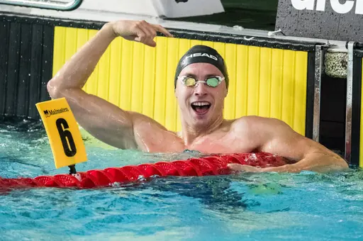 Stolta medaljörer och lagkappslag