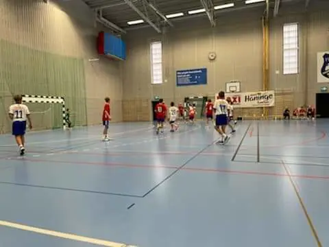F16 USM-lag