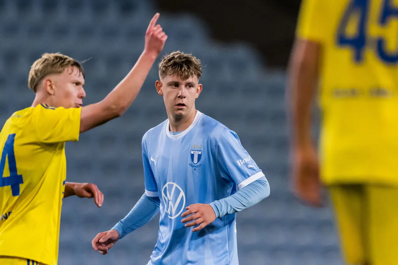 Viggo Jepsson fanns med i startelvan för P19 som vann mot Djurgården med 1–0.